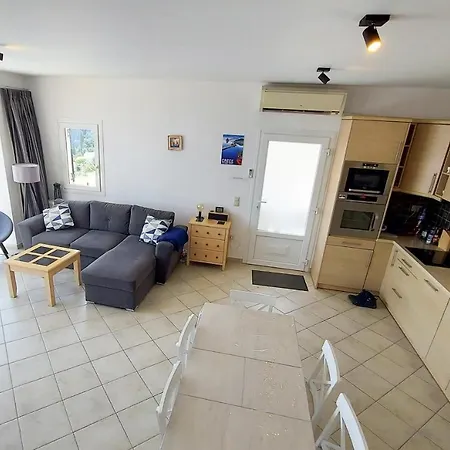 Holiday home Seahorse Amazing Pool House Over Agni And Kalami Sleep 7 Gimari